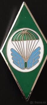 Velký odznak ČSLA s miniaturou . 4 výsadkový prapor "ZU"