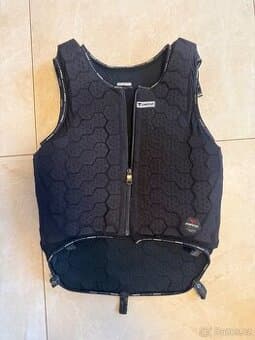 Bezpečnostní vesta S Dainese