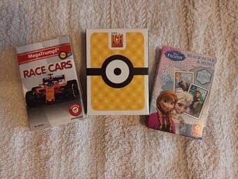 Hrací karty - Race cars, mimoni, frozen