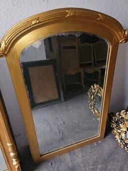 Nábytek pro restaurace a hotely