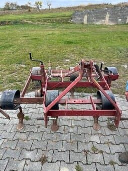 kultivátor za traktor