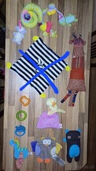 Hračky od miminka do 2 let