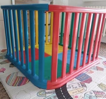 Plastová dětská ohrádka Scarlett