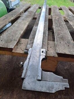 Posuvka šuplera 2000 mm