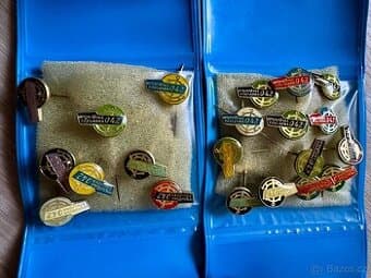 Odznaky OZ 042 Olomouc 21 ks