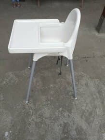 Dětská plastová jídelní sedačka, bílá