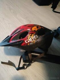 Helma na kolo GIRO
