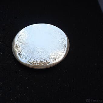 STAROŽITNÉ PODTÁCKY