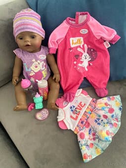 Panenka Baby Born