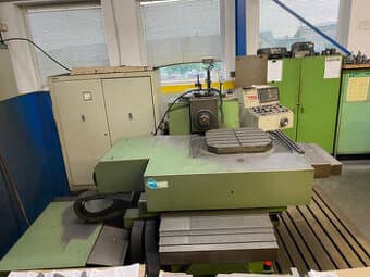 Vodorovné vyvrtávačky - stolové B 74