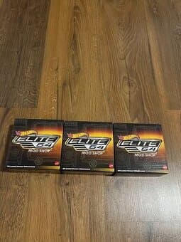 HotWheels Elite 64 Land Rover