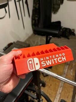 Nintendo Switch stojánek na hry