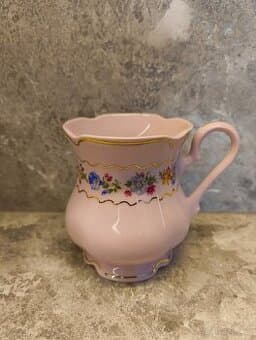 Růžový porcelán leander