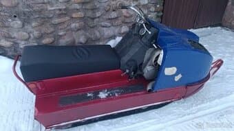 Sněžný skútr buran 640