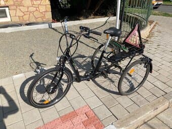 Elektricka tříkolka