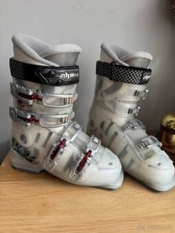 Lyžáky Alpina vel. 37,5 240