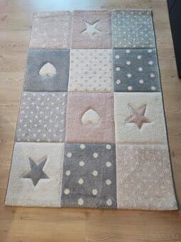 Prodám dětský koberecMinnie CA 100x150cm