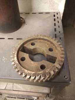 Ozubené kolo frézka Heckert