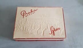 Stará papírová krabička