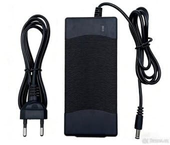Nabíječka 24V-42V 2A