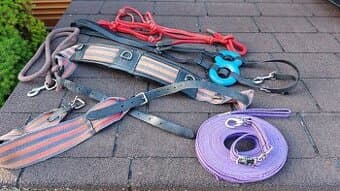 Prodám více věcí na lonžování