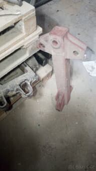 Sloupek beden UNHZ 750