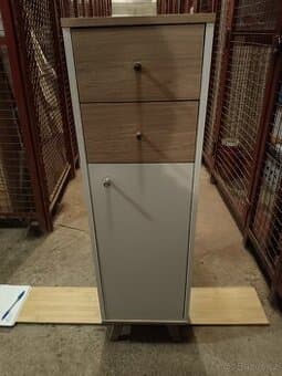 Skříňka do koupelny