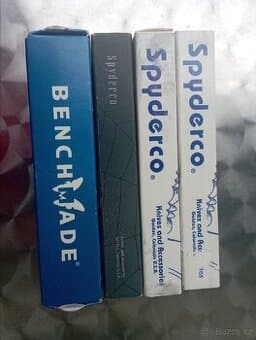 Krabička Spyderco USA / Benchmade USA pěkný  stav