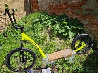 Nová koloběžka 20"  kotoučové brzdy