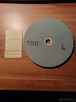 Brusný kotouč Carborundum 175x8x20