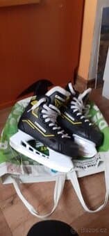 Prodam ledni brusle vel.38