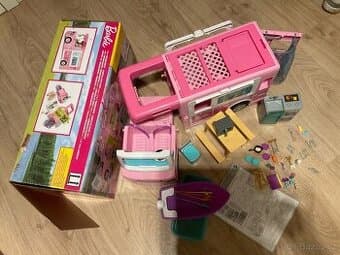 Barbie karavan snů 3v1