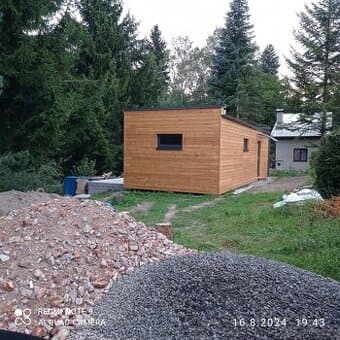 PRODÁM NOVY MOBILNÍ DŮM 11X4 M K CELOROČNÍMU BYDLENÍ