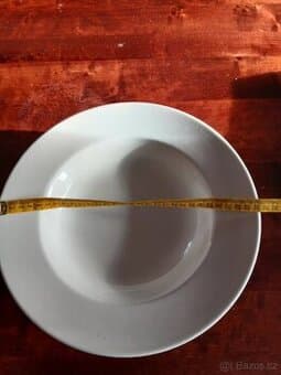 Velké hluboké talíře na těstoviny