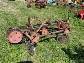 Pasovy obraceč a shrnovač sena