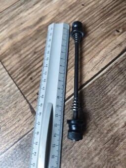 Osa kola, rychloupínák