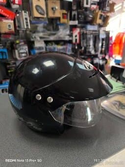 Přilba na skútra, motorku, elektrokolobku, čtyřkolku