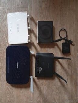 Prodám Wi-Fi routery a USB síťovou kartu