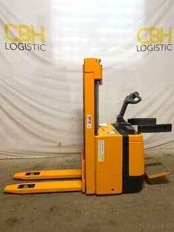 Ručně vedený vozík se stupačkou Jungheinrich ERC Z12