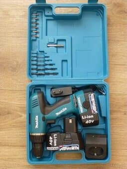 Dětská aku vrtačka