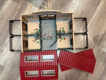 Schleich stáj s doplňky