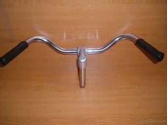 Řídítka na staré jízdní kolo / i s představcem /