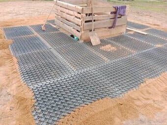 Desky padock pro koně 117 x 84 x 4 cm