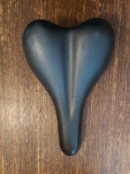 Sedlo M-WAVE TOUR II 262x156mm, O-zone