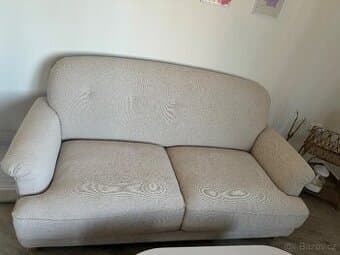 Nábytek - pohovka, 2x křeslo, konferenční stolek