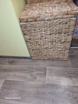 Ratanový koš na prádlo