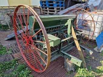 Secí stroj za traktor