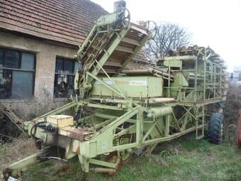 Kombajn na brambory E686