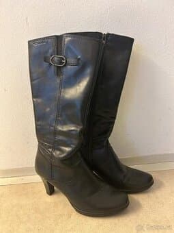 Dámské elegantní vysoké kozačky - Tamaris, vel. 38