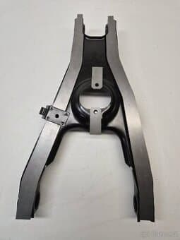 Výztuhy ramen škoda